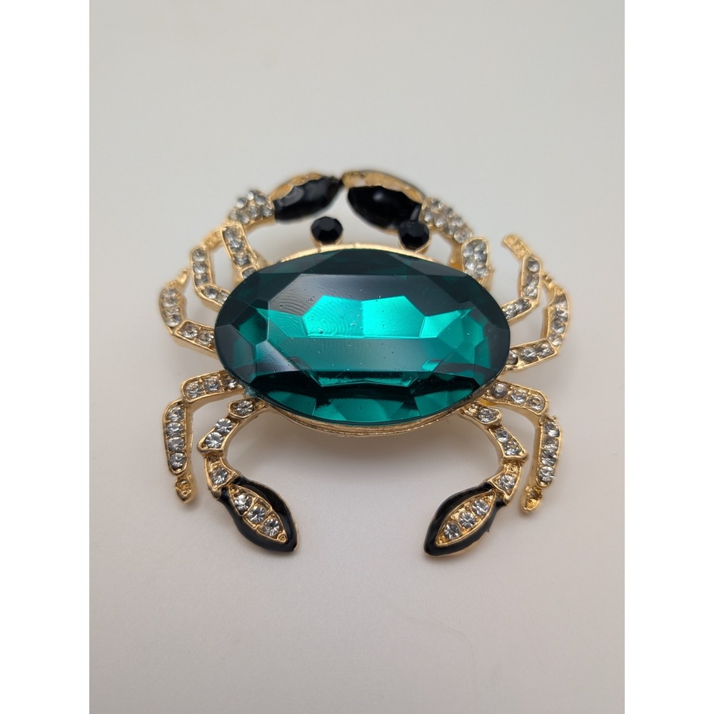 Gold Tone Emerald Green Crystal Crab Brooch Rhinestone Nautical Sea Life Pin